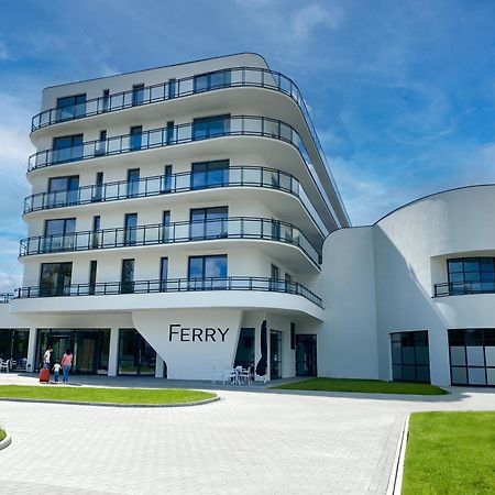 Ferry Resort Мєлно Екстер'єр фото