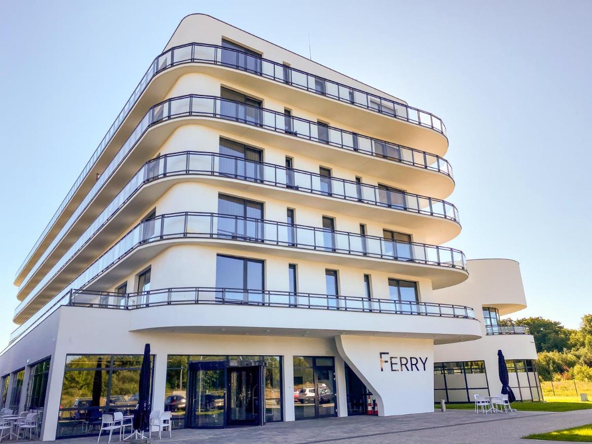 Ferry Resort Мєлно Екстер'єр фото